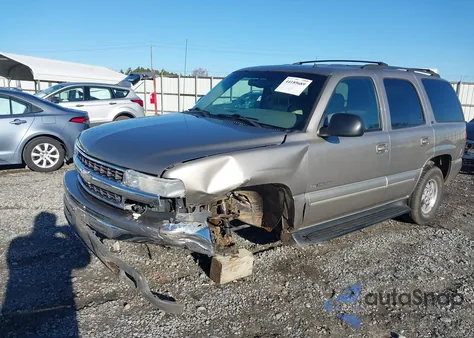 2002 Chevrolet Tahoe Lt из США, поврежденный, VIN 1GNEC13Z22R136990
